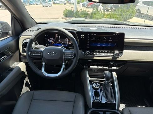 New 2026 Chevrolet Colorado ZR2 w/ Technology Package AWD/4WD image 9