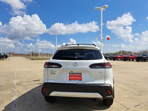 New 2026 Toyota Corolla Cross LE image 5