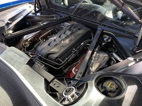 Used 2024 Chevrolet Corvette Stingray Coupe w/ Z51 Performance Package image 43