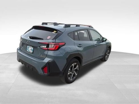 Used 2024 Subaru Crosstrek 2.0i Premium AWD/4WD image 3