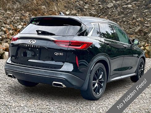Used 2019 INFINITI QX50 Essential w/ Premium Heat Package AWD/4WD image 2