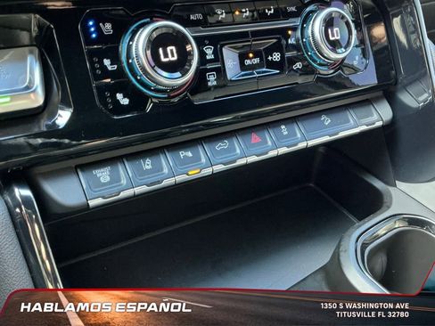 Used 2024 GMC Sierra 2500 AT4 w/ AT4 Premium Plus Package image 26