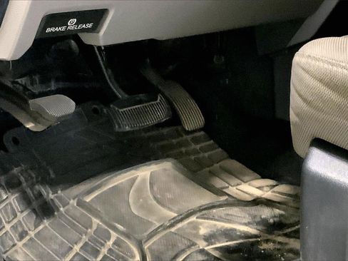 Used 2019 Ford F350 XLT image 21