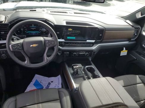 New 2026 Chevrolet Silverado 1500 High Country AWD/4WD image 10