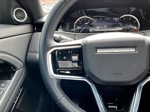 Used 2023 Land Rover Range Rover Evoque R-Dynamic SE AWD/4WD image 16