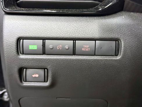 Used 2023 Nissan Sentra SV w/ All-Weather Package FWD image 19