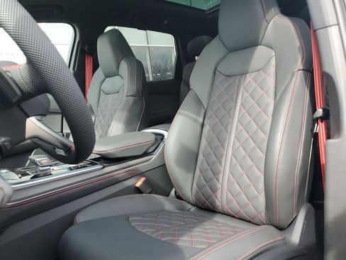 New 2026 Audi Q7 3.0T Prestige image 18