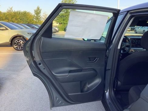 Certified 2026 Hyundai Kona SE AWD/4WD image 31