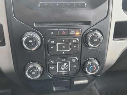 Used 2014 Ford F150 XLT w/ Equipment Group 302A Luxury image 26