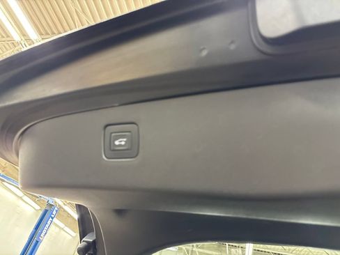 Used 2024 Buick Envista Sport Touring w/ Convenience I Package FWD image 12
