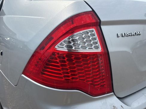 Used 2012 Ford Fusion SE FWD image 13