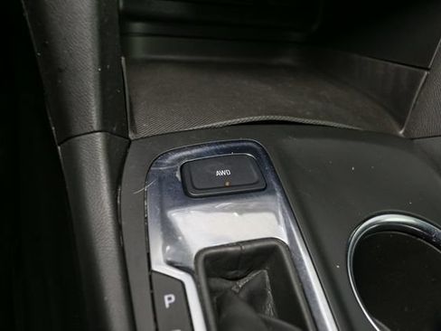 Used 2021 Chevrolet Equinox LT AWD/4WD image 26