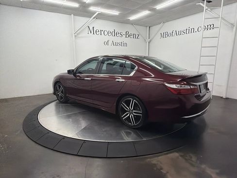 Used 2016 Honda Accord Sport image 5