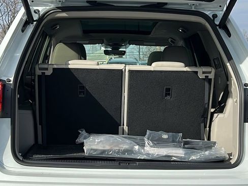 New 2026 Volkswagen Atlas SE image 16