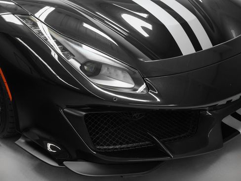 Certified 2020 Ferrari 488 Pista Coupe RWD image 4