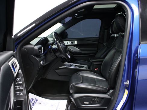 Used 2020 Ford Explorer ST w/ ST Street Pack image 12