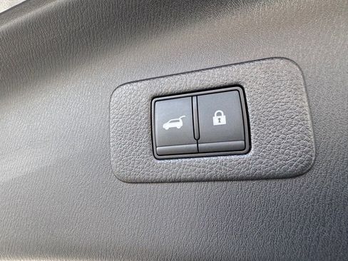 Certified 2024 Nissan Armada SL w/ Captain's Chairs Package image 12