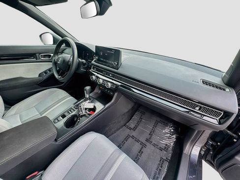 Used 2025 Honda Civic Sport image 28