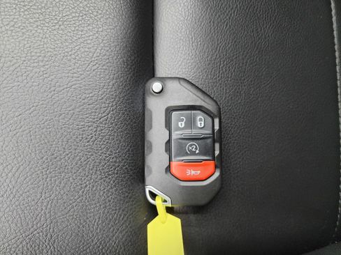 Used 2022 Jeep Wrangler Unlimited Sahara w/ LED Lighting Group image 53