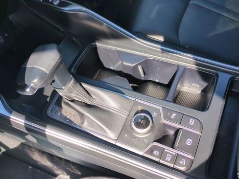 Certified 2024 Kia Sorento X-Line EX image 19