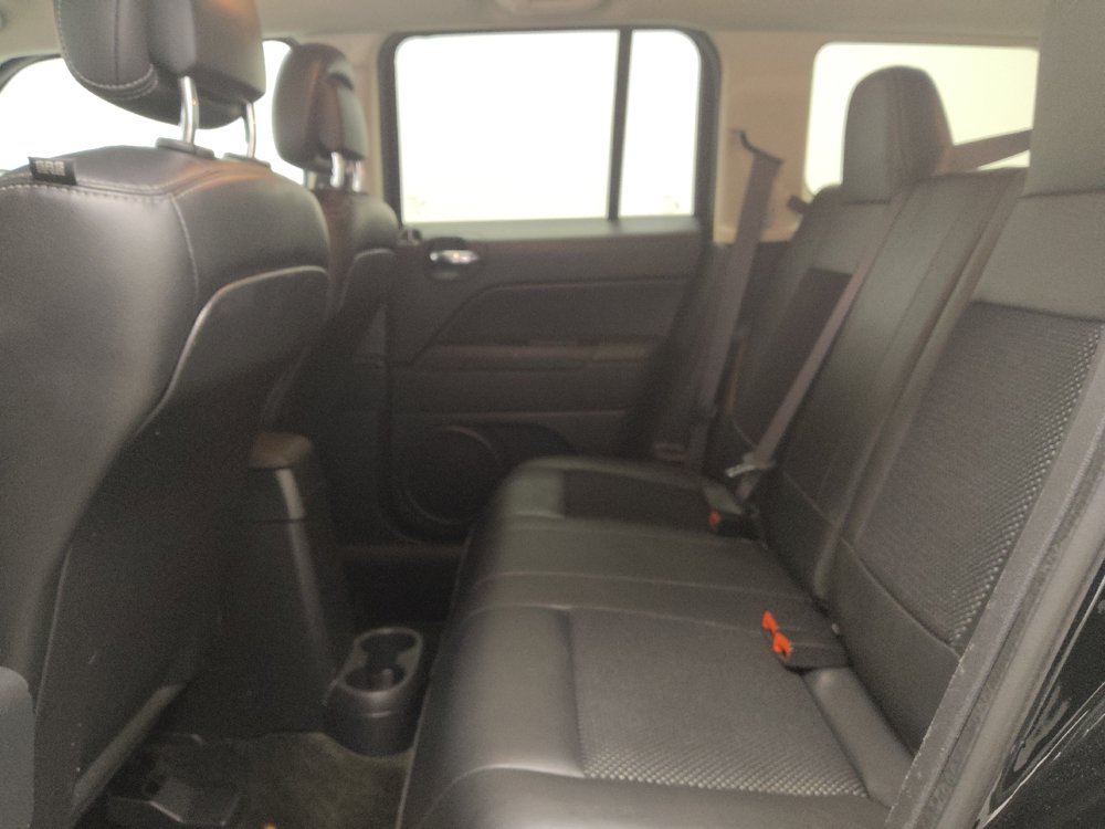 Used 2017 Jeep Patriot Sport w/ Power Value Group AWD/4WD image 18