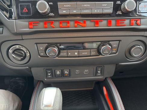 New 2026 Nissan Frontier PRO-4X w/ Pro-4x Convenience Package image 13