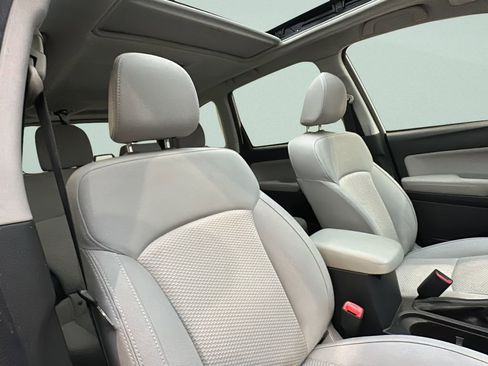 Used 2015 Subaru Forester 2.5i Premium w/ All-Weather Package image 16