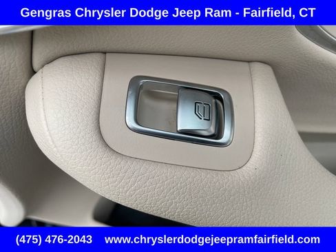 Used 2019 Mercedes-Benz GLC 300 4MATIC image 17
