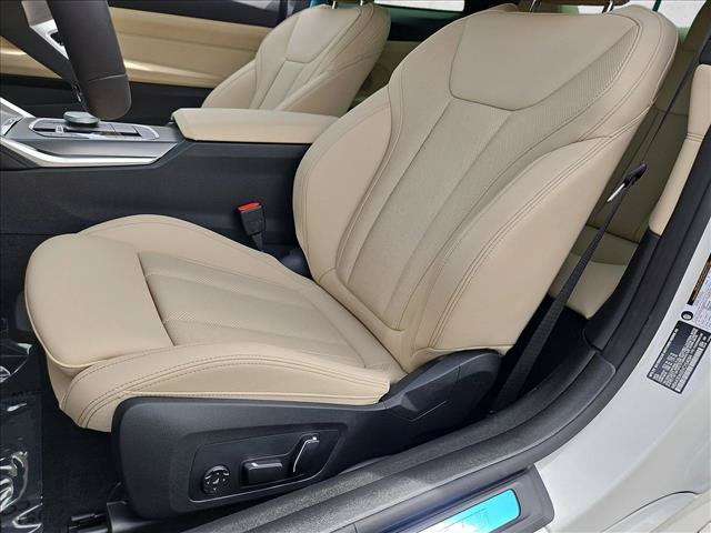 New 2027 BMW 430i Coupe w/ M Sport Package RWD image 4
