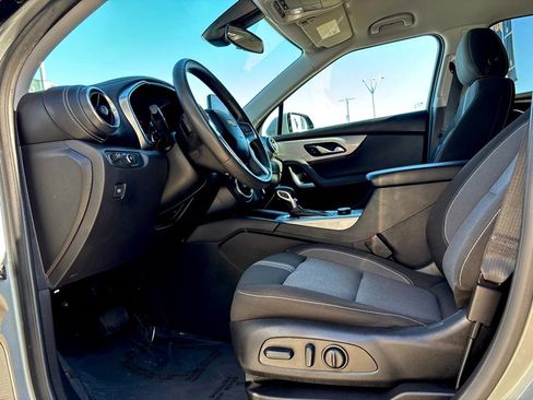 Used 2023 Chevrolet Blazer LT image 12