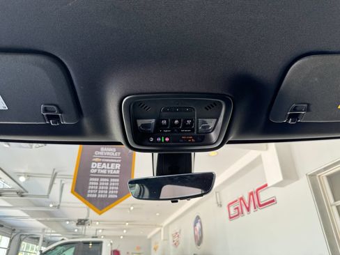 Certified 2023 Chevrolet Traverse Premier AWD/4WD image 28