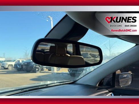 Used 2018 Buick Enclave Essence w/ Trailering Package image 27