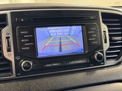 Used 2019 Kia Sportage LX image 37