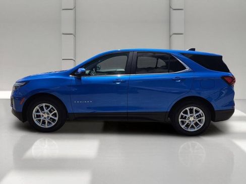 Used 2024 Chevrolet Equinox LT FWD image 2