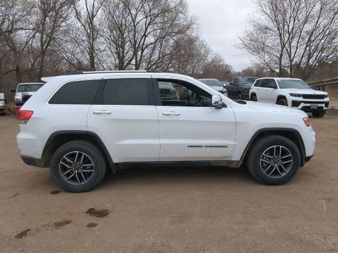 Used 2019 Jeep Grand Cherokee Limited image 8