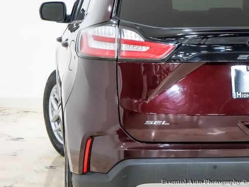 Used 2022 Ford Edge SEL w/ Convenience Package AWD/4WD image 8