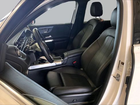 Used 2024 Mercedes-Benz GLB 250 image 7