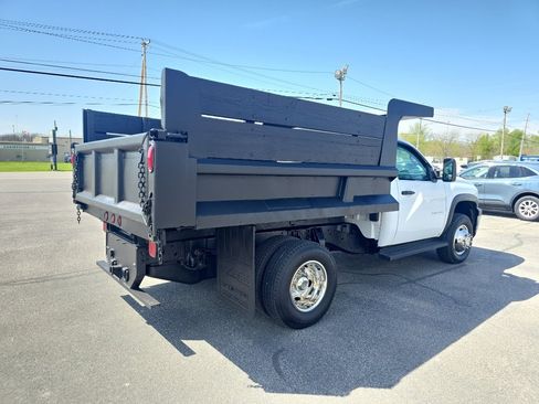 Used 2014 Chevrolet Silverado 3500 W/T w/ Snow Plow Prep Package image 6