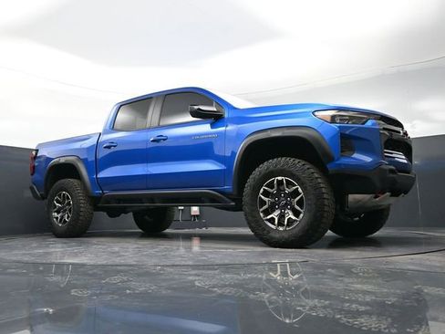 Used 2024 Chevrolet Colorado ZR2 w/ Technology Package image 34