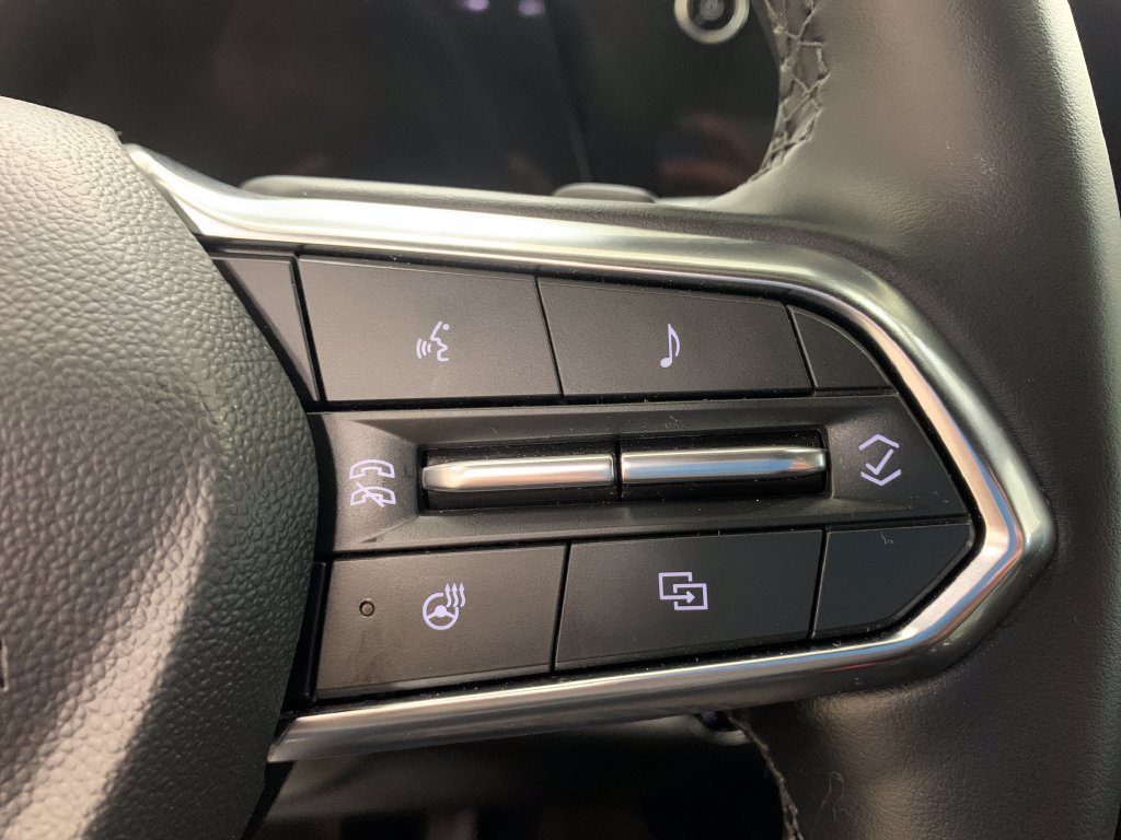 Used 2026 Chevrolet Equinox LT AWD/4WD image 11