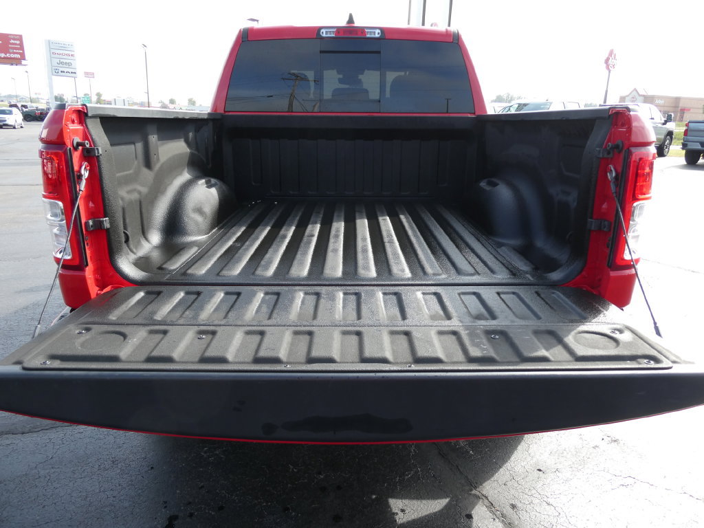 Used 2022 RAM 1500 Big Horn AWD/4WD image 16