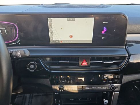 Used 2025 Kia Seltos S image 25