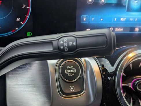 Certified 2022 Mercedes-Benz GLB 250 4MATIC image 12