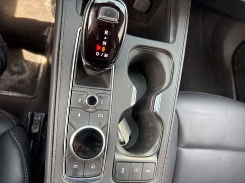 Used 2025 Cadillac XT4 Premium Luxury image 20