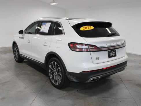 Used 2022 Lincoln Nautilus Reserve w/ Equipment Group 201A FWD image 7