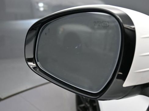 Used 2023 Genesis G70 2.0T w/ Sport Prestige Package image 9