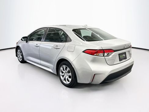 Used 2023 Toyota Corolla LE FWD image 5