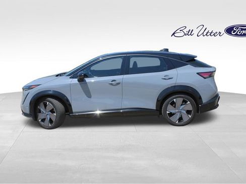 Used 2023 Nissan Ariya AWD/4WD image 8