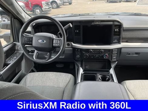 Used 2025 Ford F250 XLT w/ Black Appearance Package AWD/4WD image 12