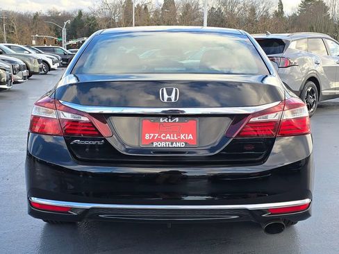 Used 2016 Honda Accord LX image 4
